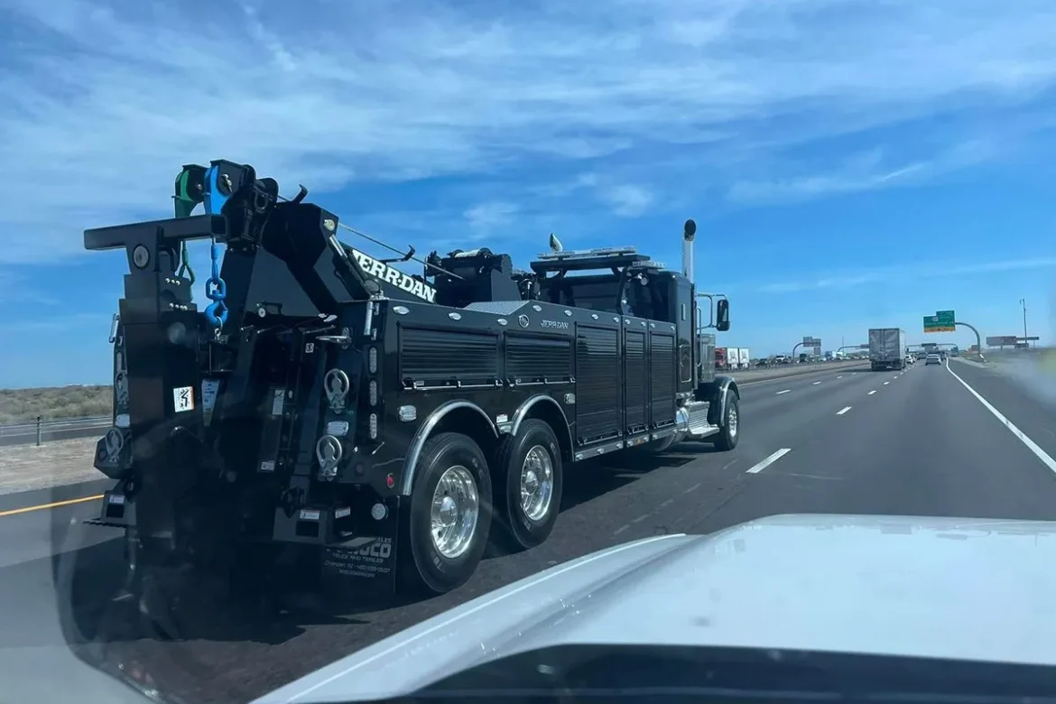 Why Local Owner-Operators Trust Tucson Truck Repair & Towing for Semi Truck Repairs